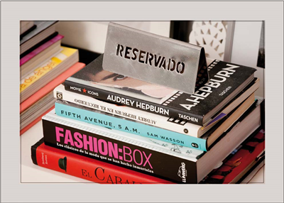 Cuadro Libro Reservado