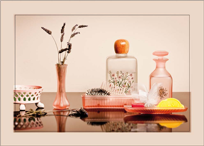 Cuadro Perfumes y Cepillos 